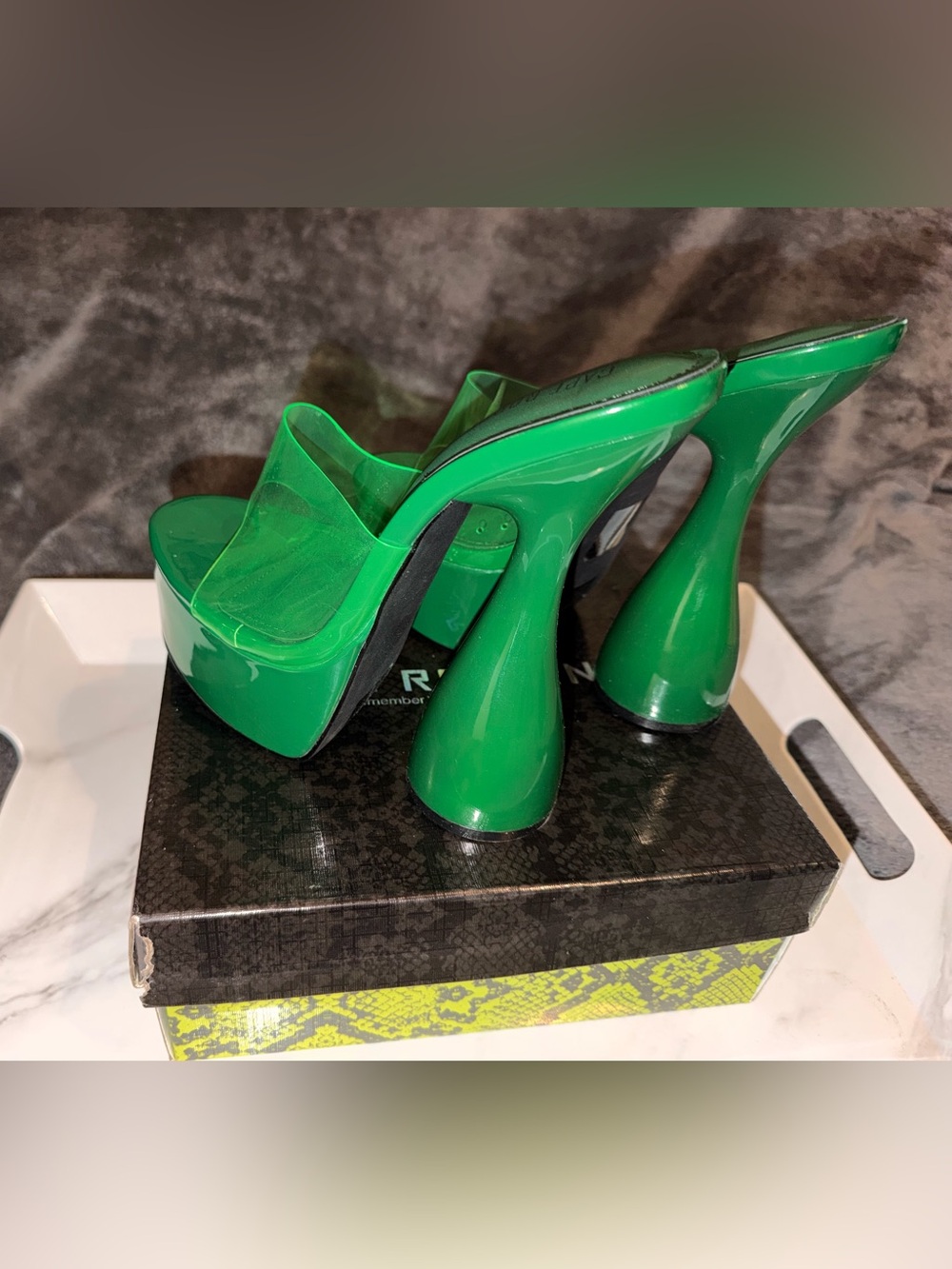 Cape Robbin Green Platform Mule Heels Size 10